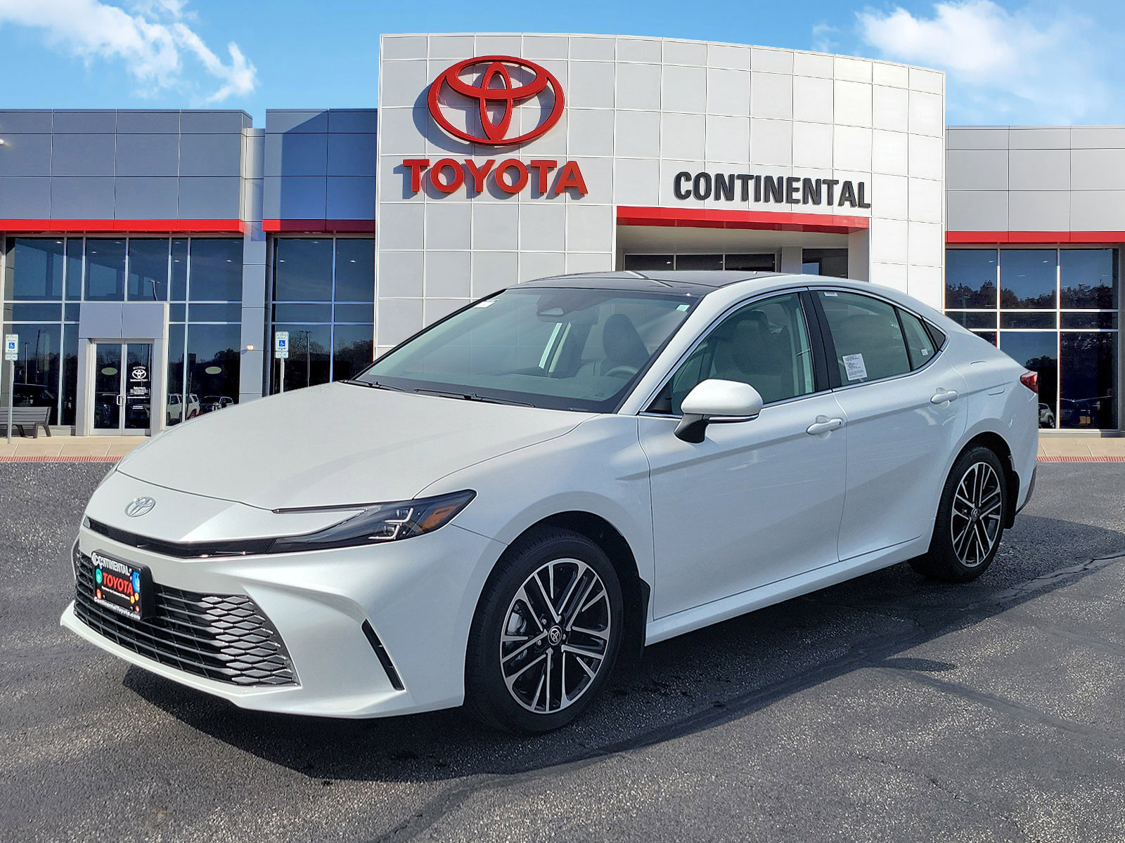New 2026 Toyota Camry XLE image 3