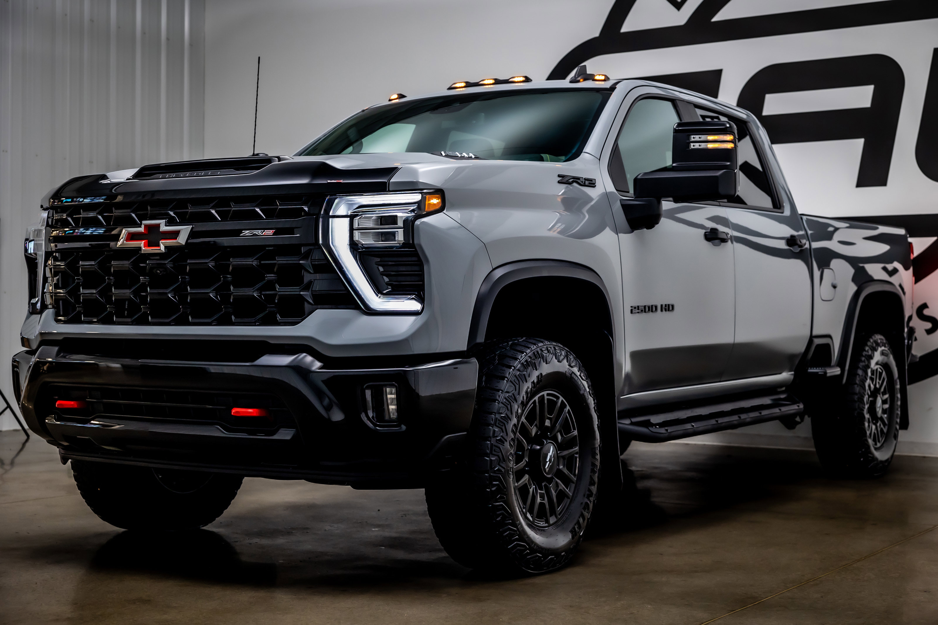 Used 2024 Chevrolet Silverado 2500 ZR2 w/ LPO, Dark Essentials Package AWD/4WD image 33