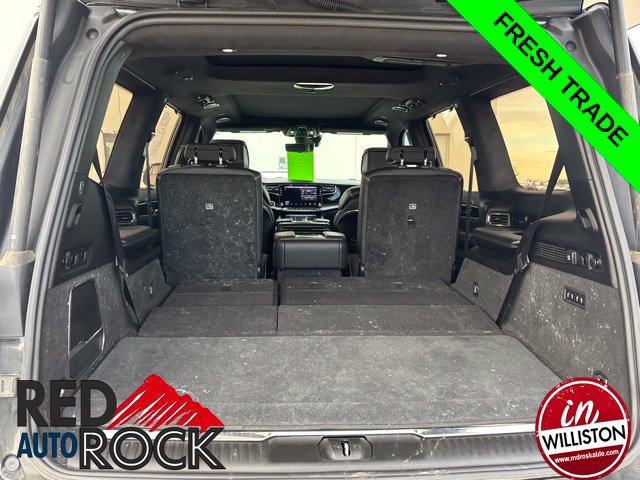 Used 2024 Jeep Grand Wagoneer Series II Obsidian w/ Quick Order Packagew 28T AWD/4WD image 6