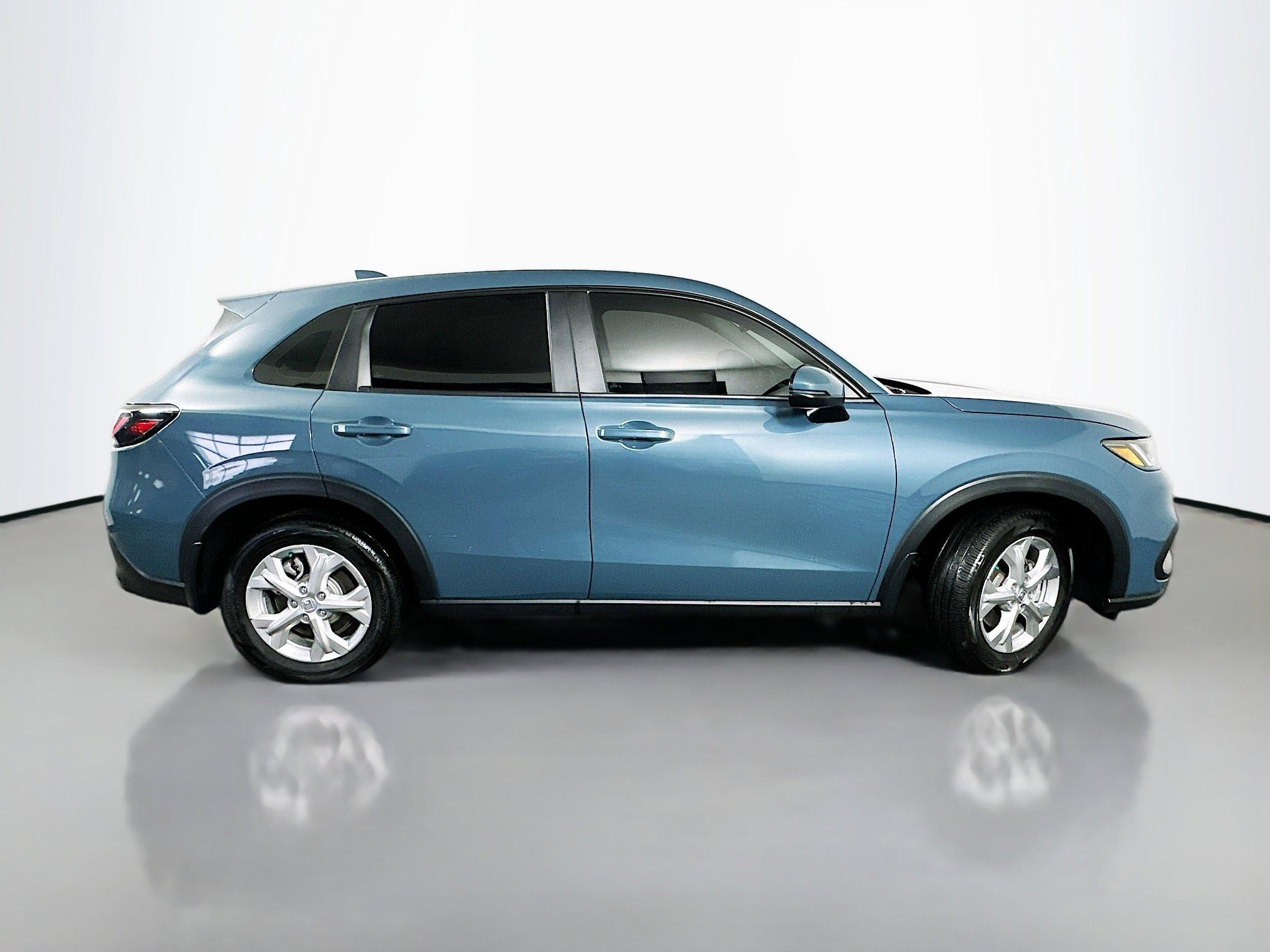 Certified 2024 Honda HR-V LX image 8