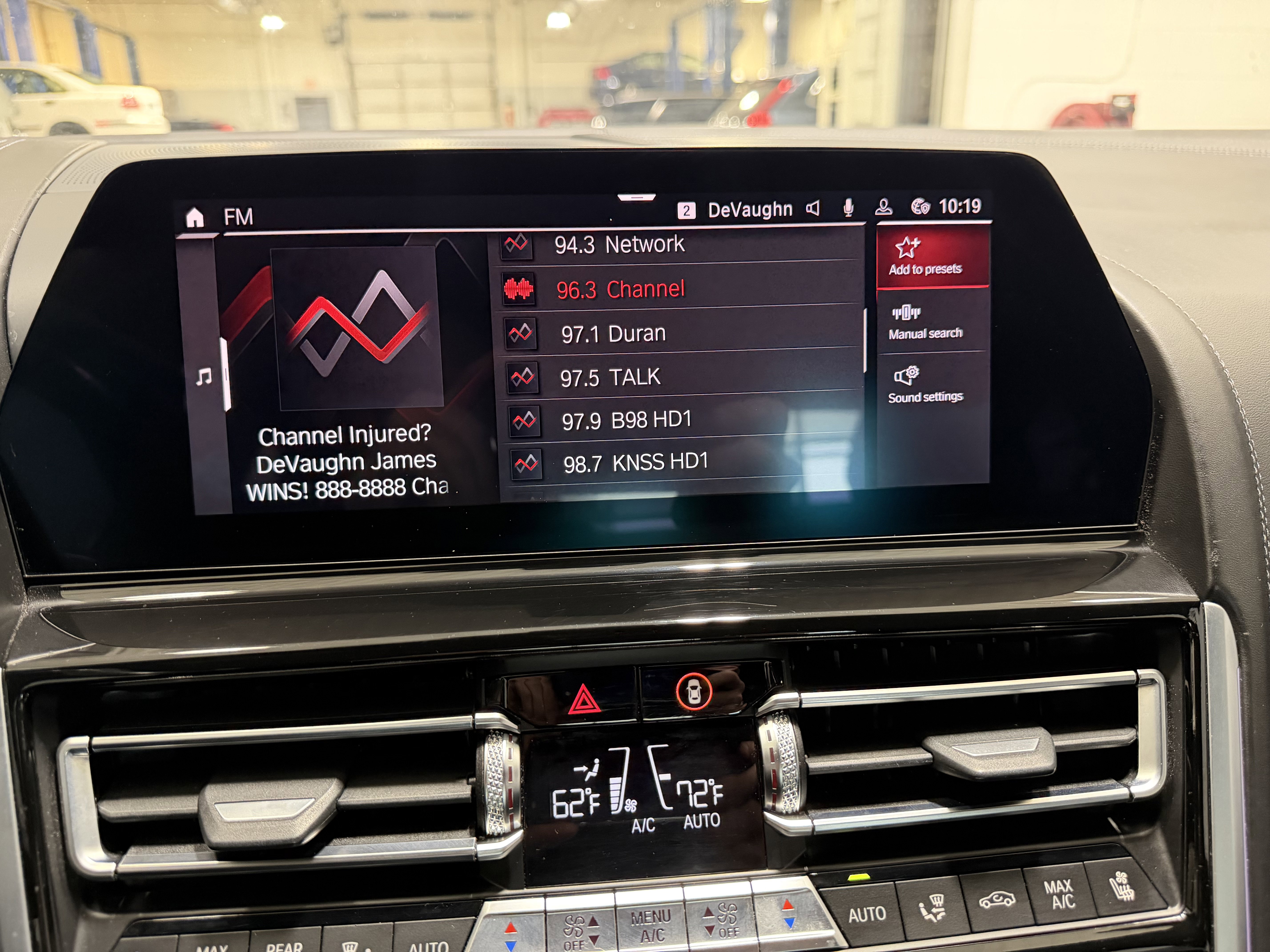 Used 2020 BMW M8 Competition w/ M Carbon Exterior Package AWD/4WD image 23