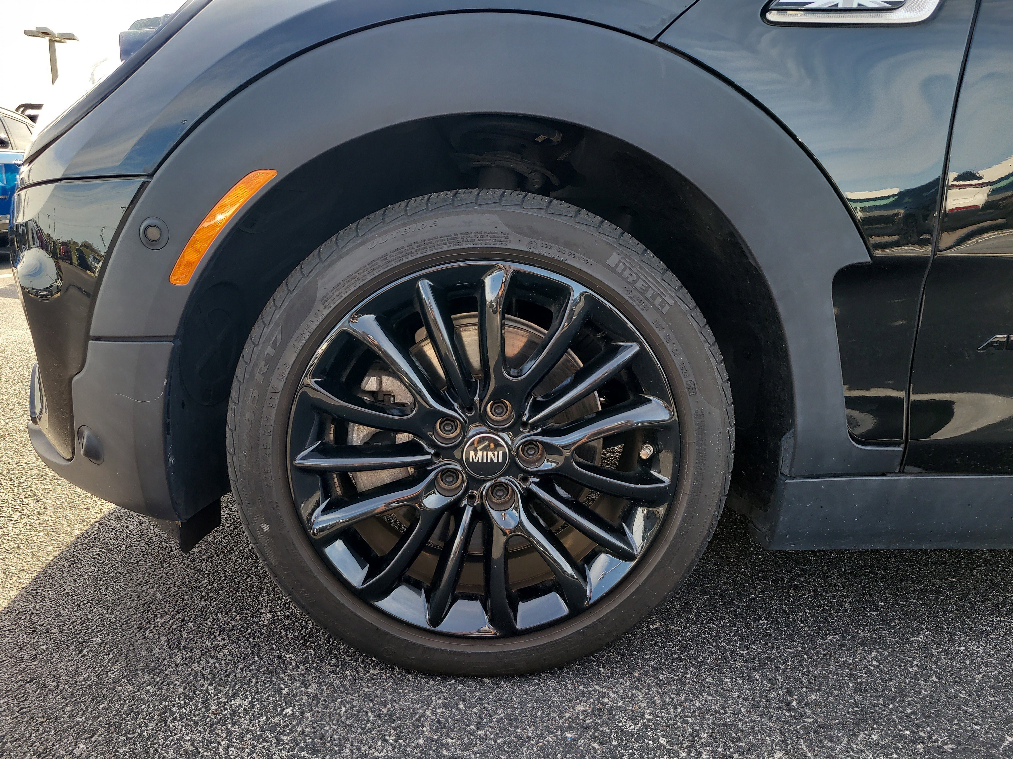 Used 2023 MINI Cooper Clubman S image 9