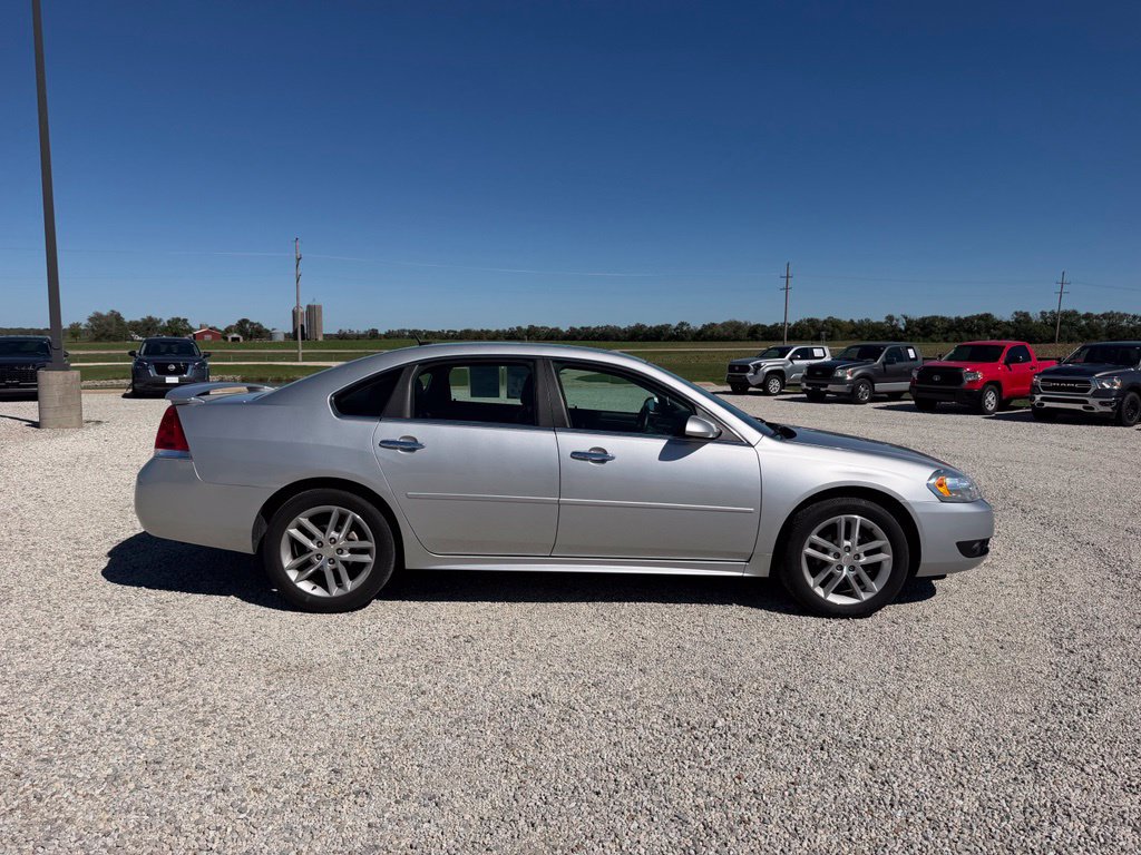 Used 2015 Chevrolet Impala LTZ FWD image 2