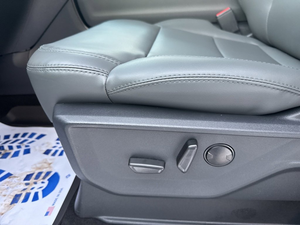 New 2026 Ford Expedition Max Active image 12