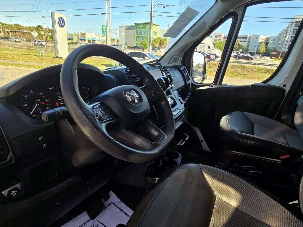 Used 2023 RAM ProMaster 2500 image 28