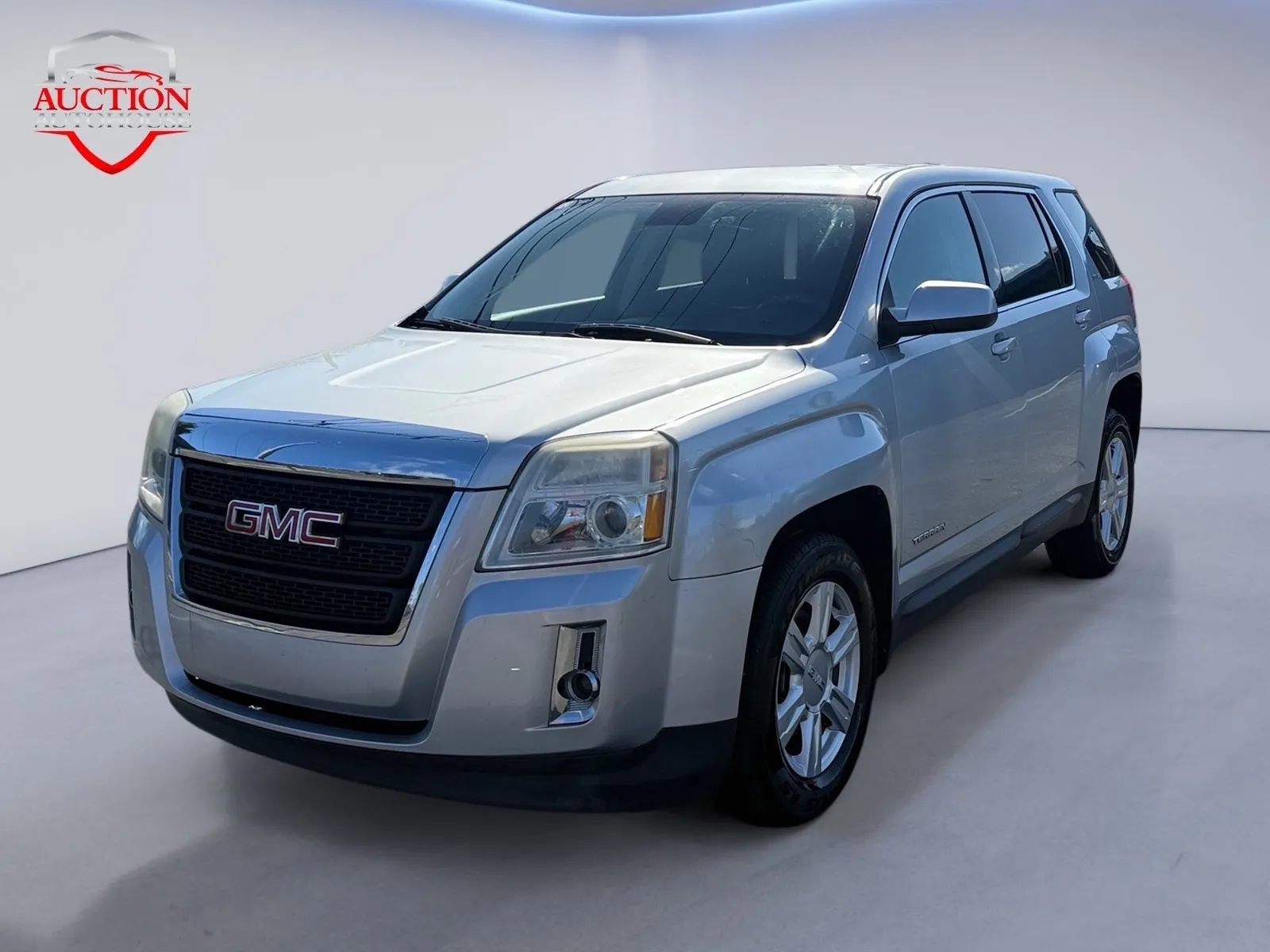 Used 2015 GMC Terrain SLE image 1