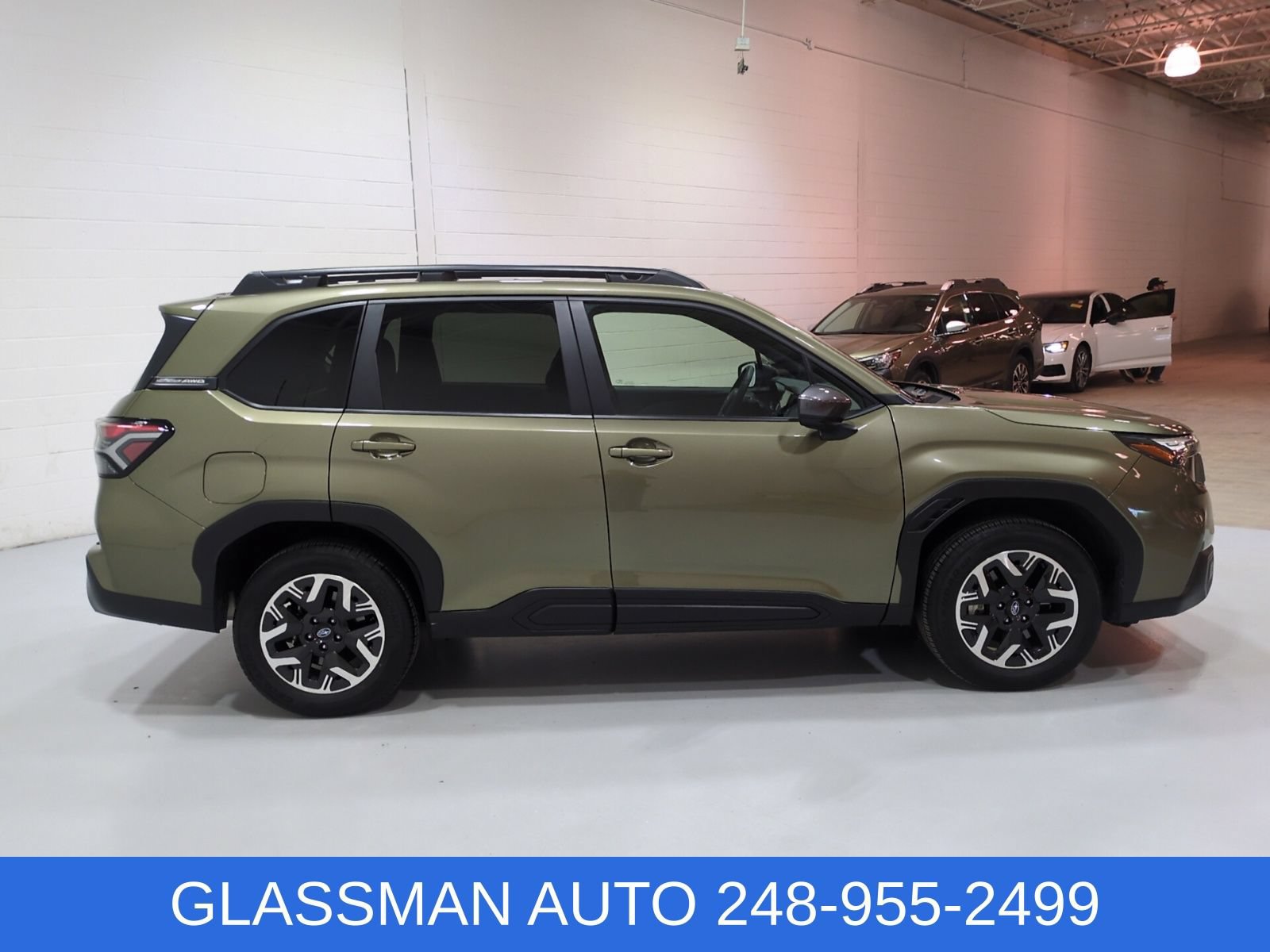 Certified 2025 Subaru Forester Premium AWD/4WD image 2