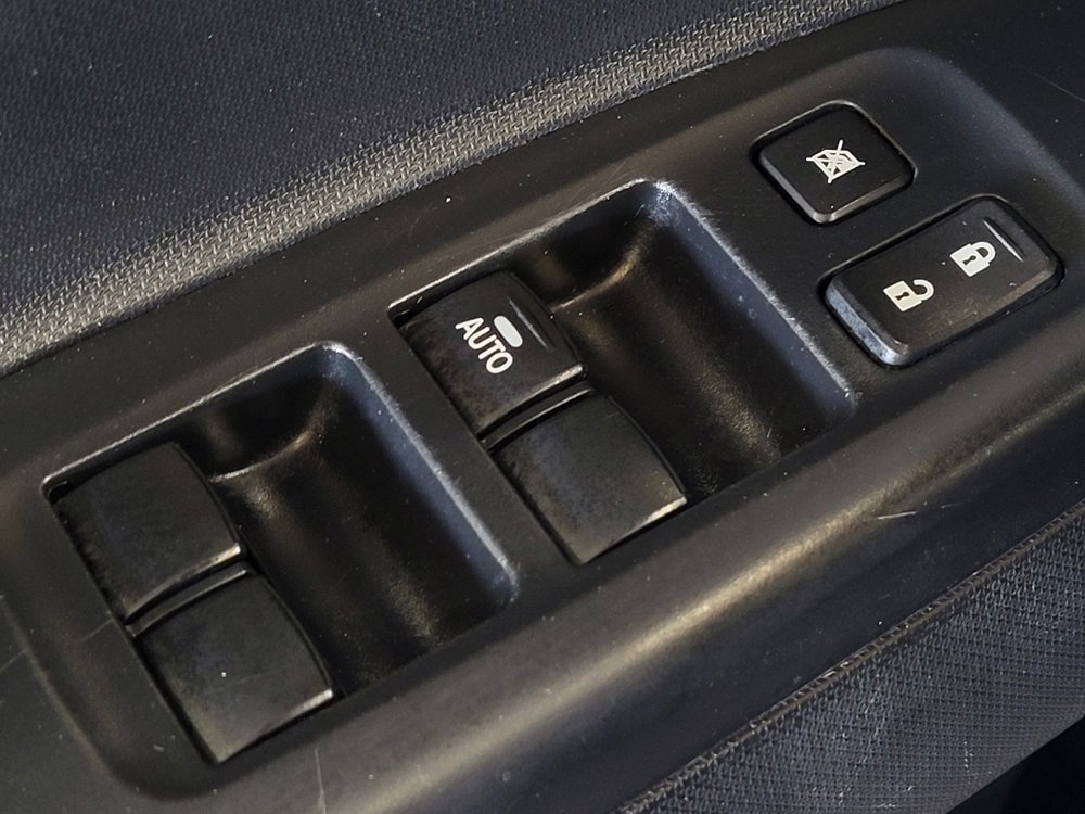 Used 2024 Mitsubishi Mirage ES FWD image 27
