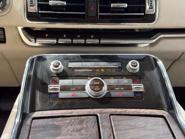 Used 2018 Lincoln Navigator Select w/ Technology Package AWD/4WD image 20