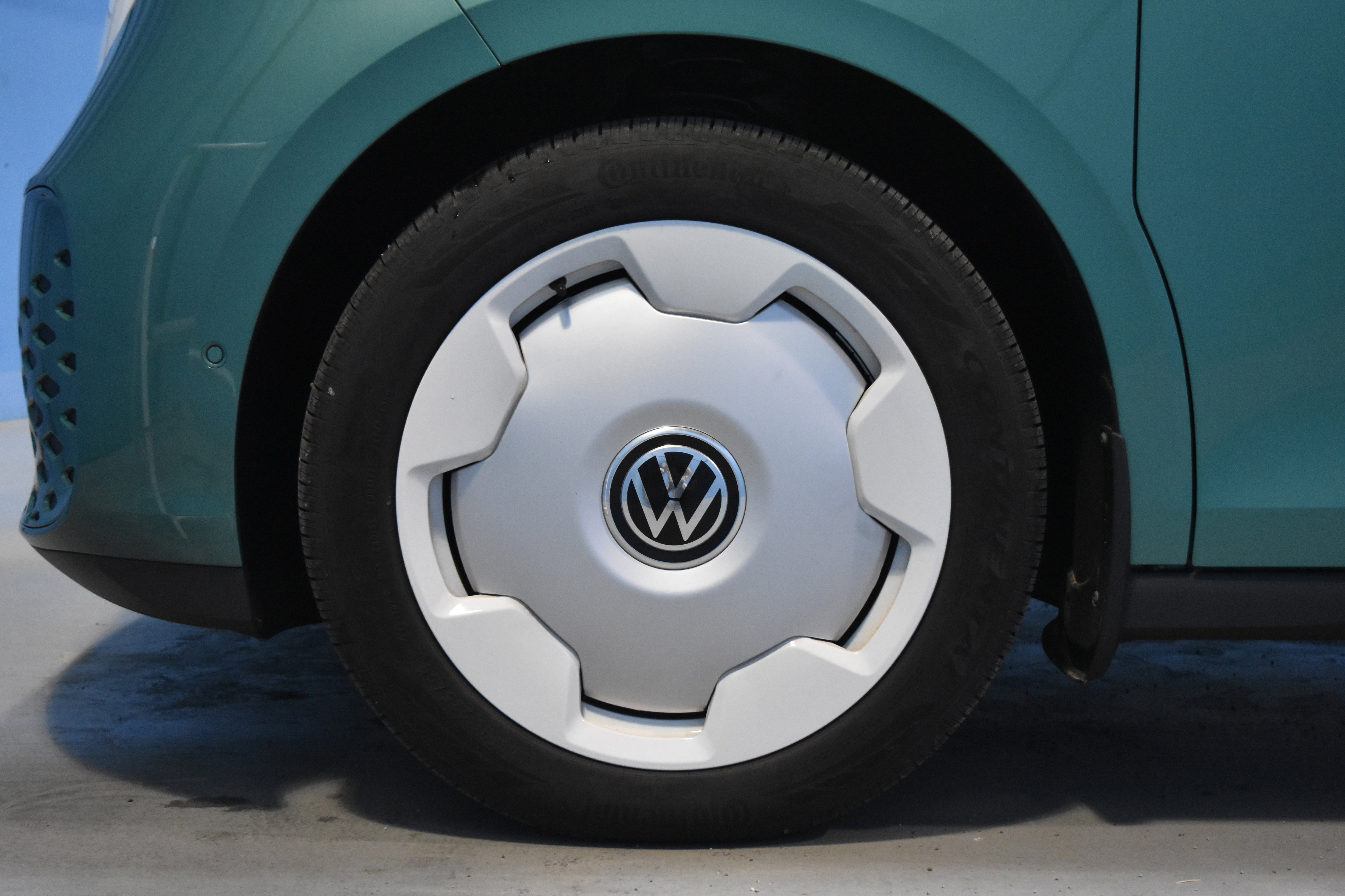 New 2025 Volkswagen ID. Buzz 1st Edition image 22