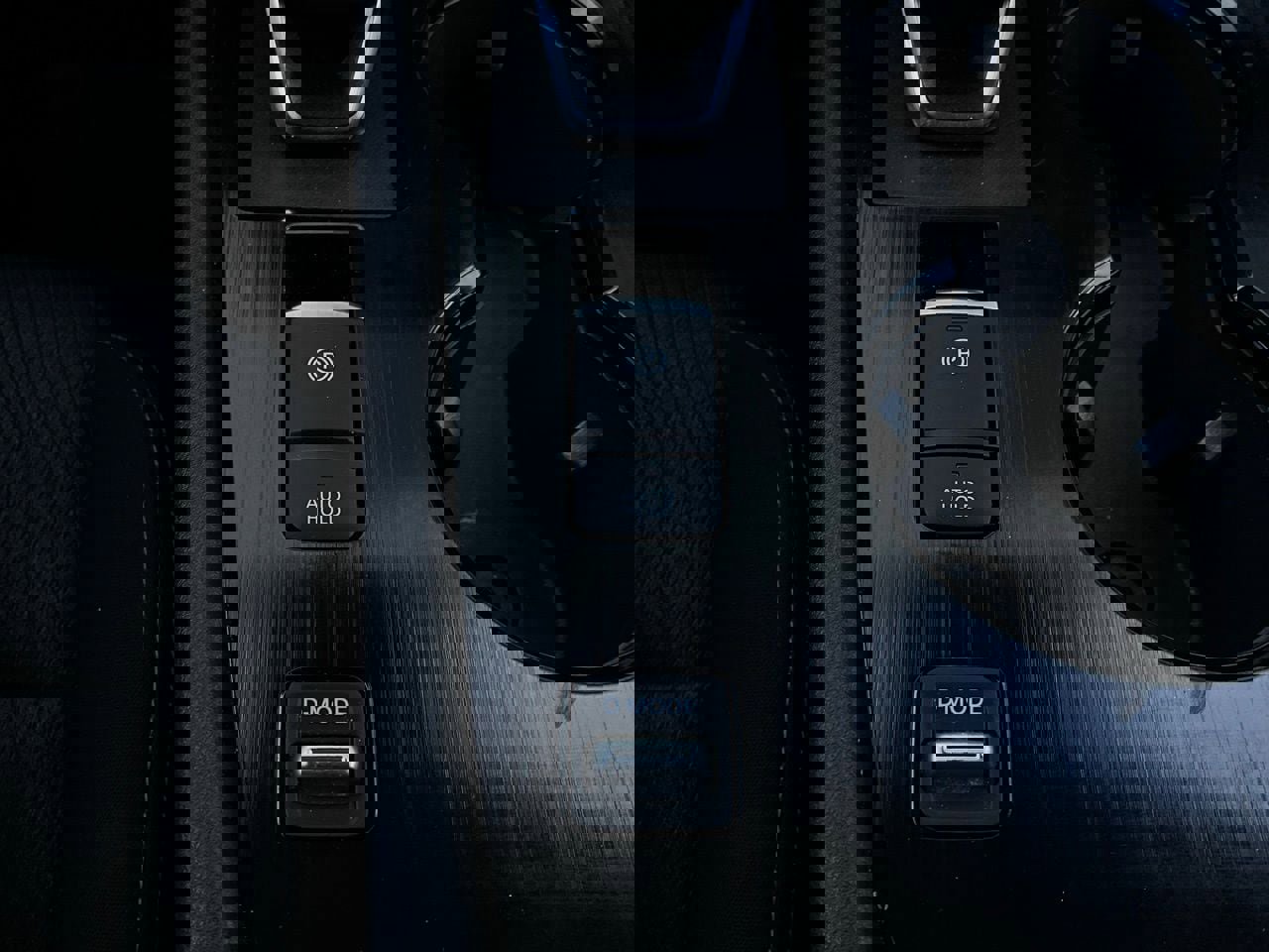 Used 2025 Nissan Rogue SV image 23