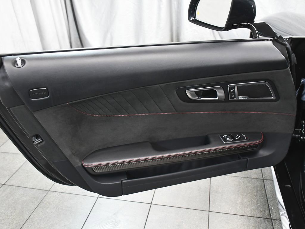 Used 2018 Mercedes-Benz AMG GT C image 12