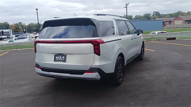 New 2026 Kia Carnival EX image 2