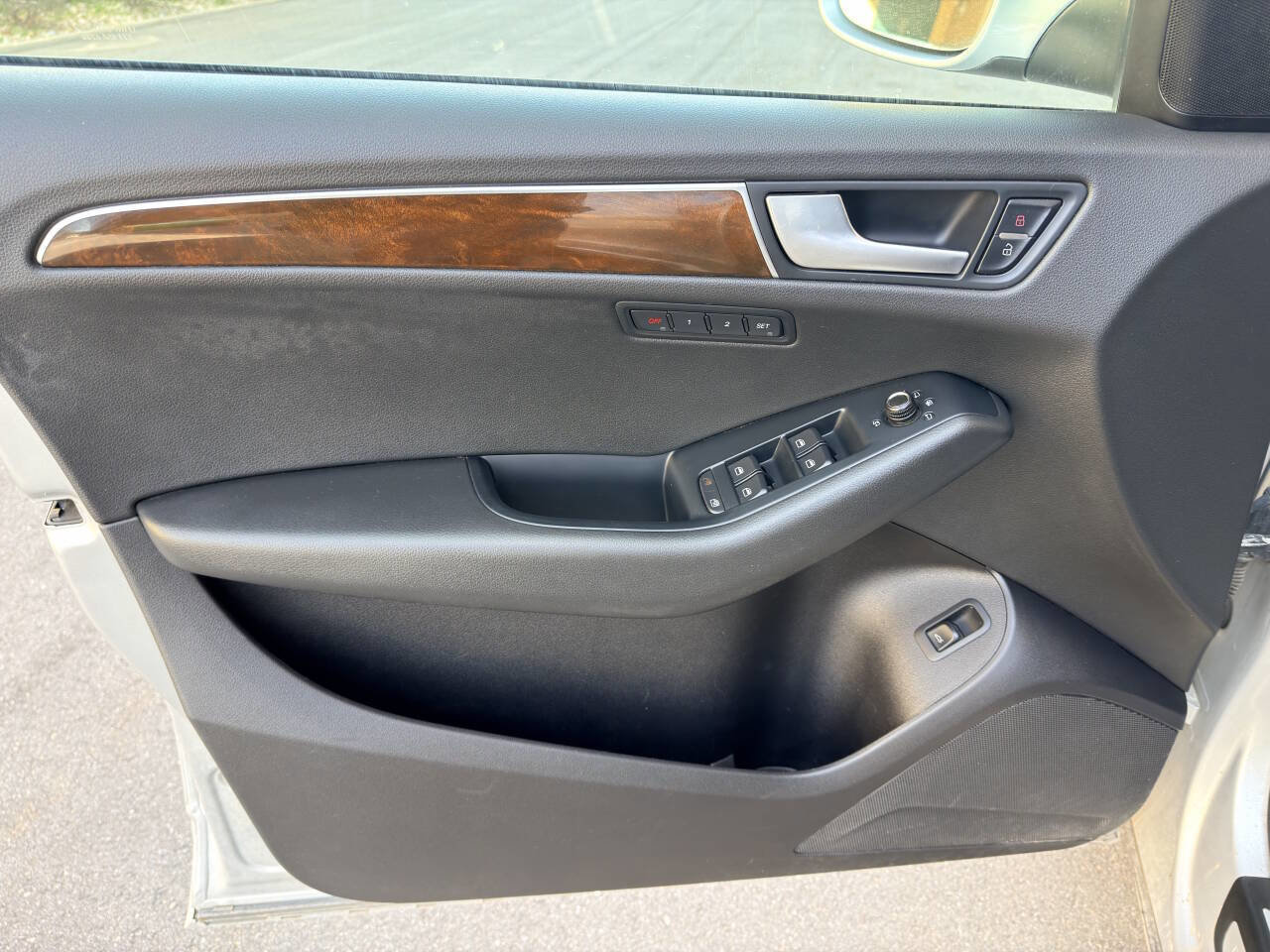 Used 2009 Audi Q5 3.2 Prestige image 12