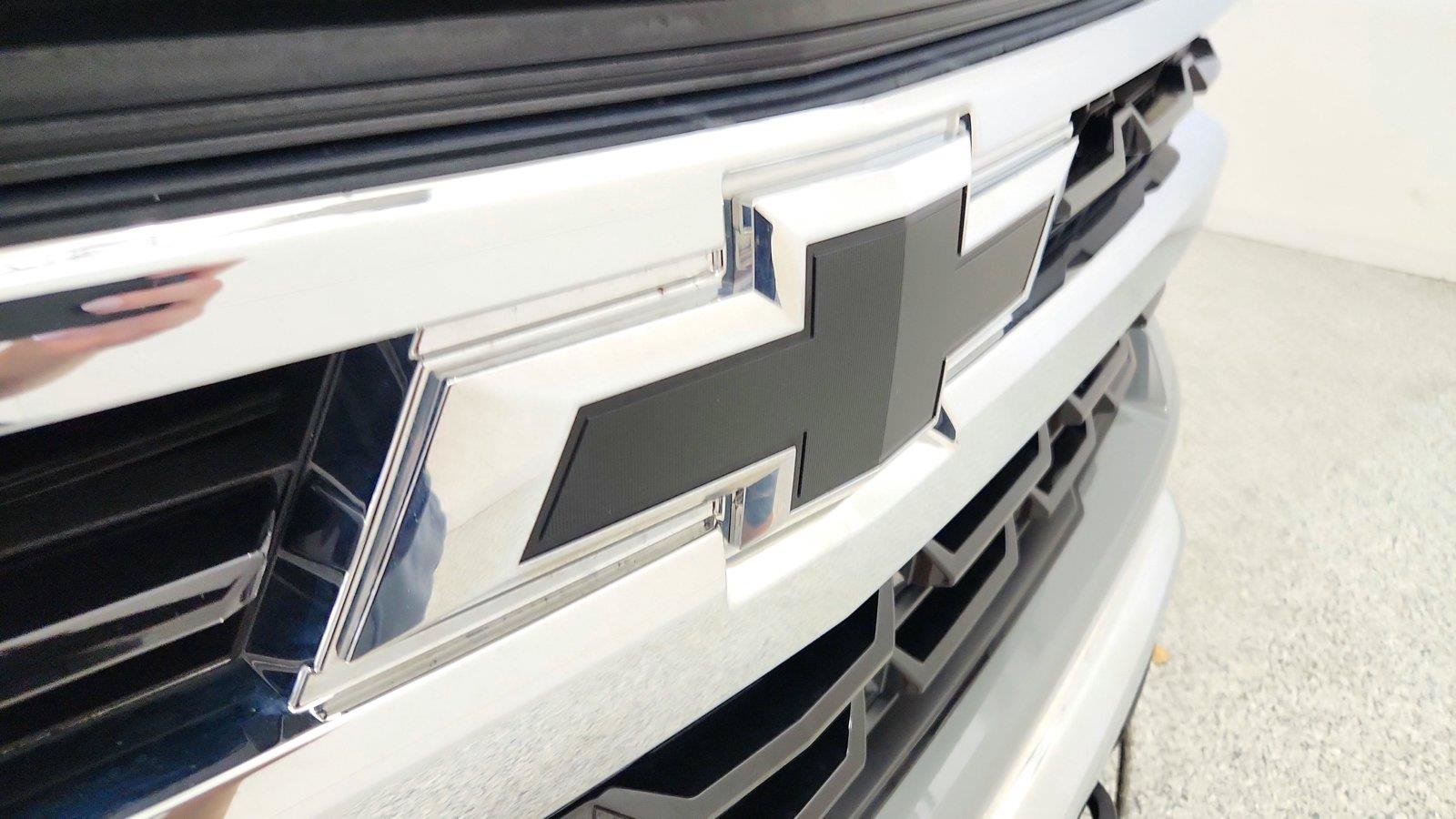 Used 2024 Chevrolet Silverado 1500 LT AWD/4WD image 31