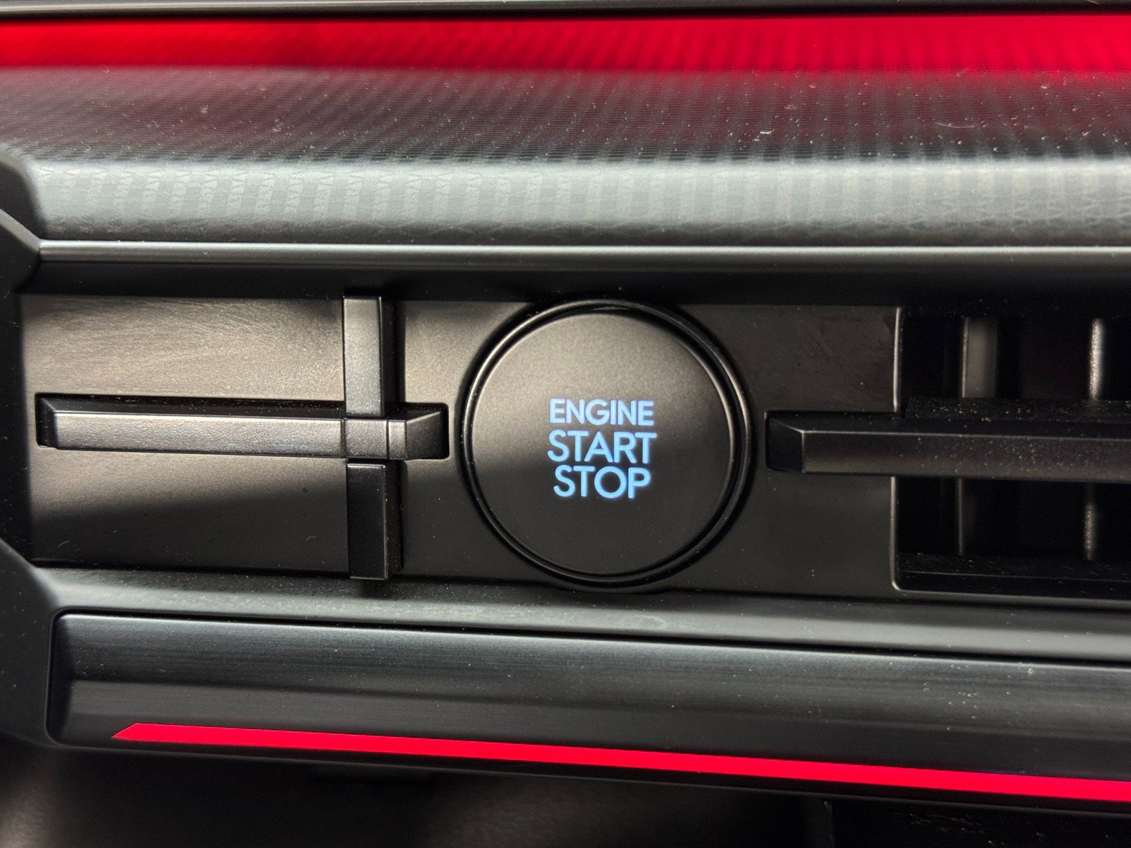 Used 2025 Hyundai Santa Fe Calligraphy image 23