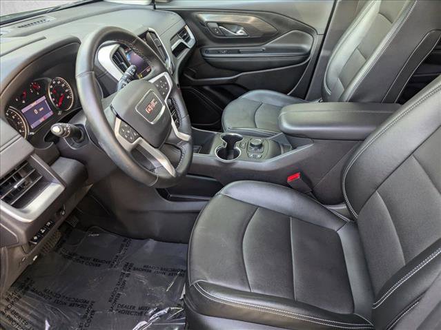 Used 2024 GMC Terrain SLT w/ Tech Package image 15