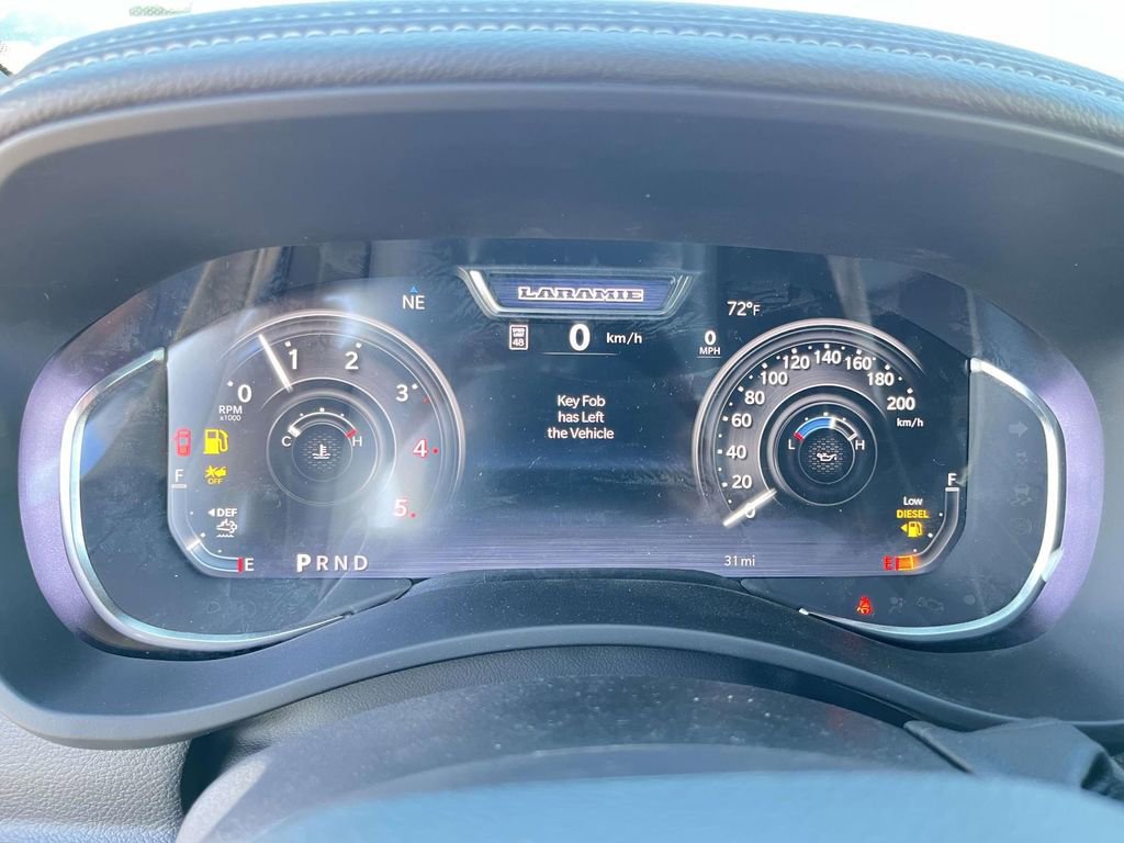New 2026 RAM 2500 Laramie AWD/4WD image 15