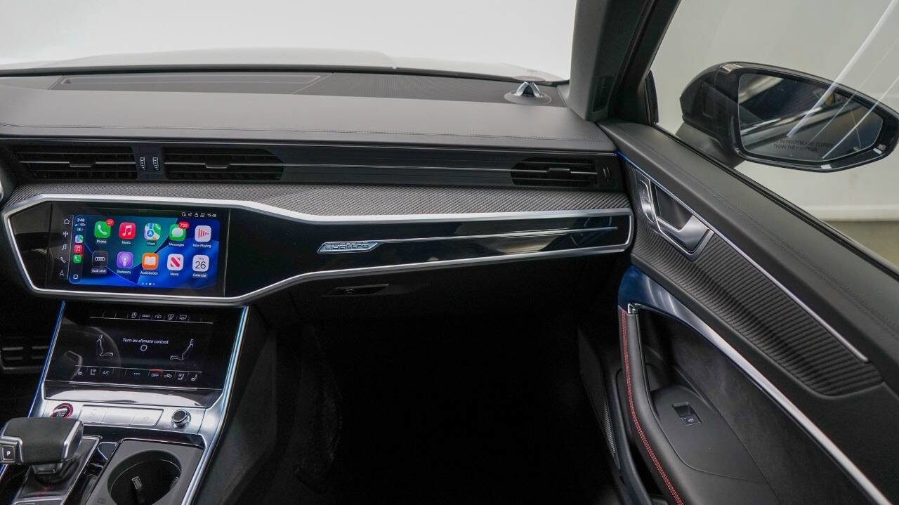 Used 2022 Audi RS 6 image 41