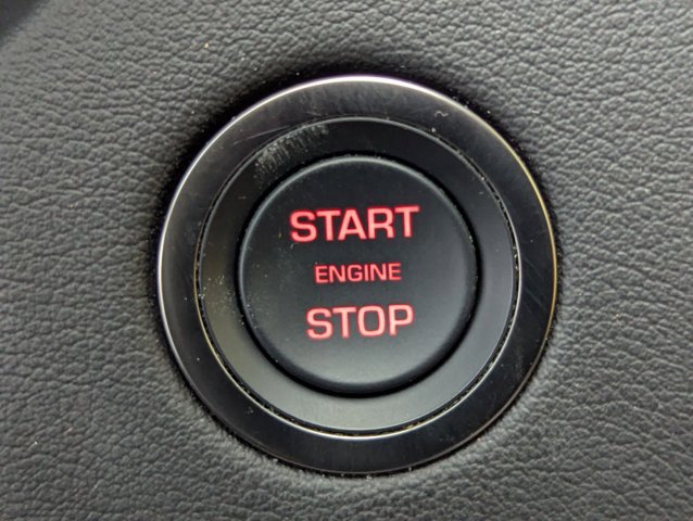 Certified 2024 Jaguar E-PACE R-Dynamic SE AWD/4WD image 18