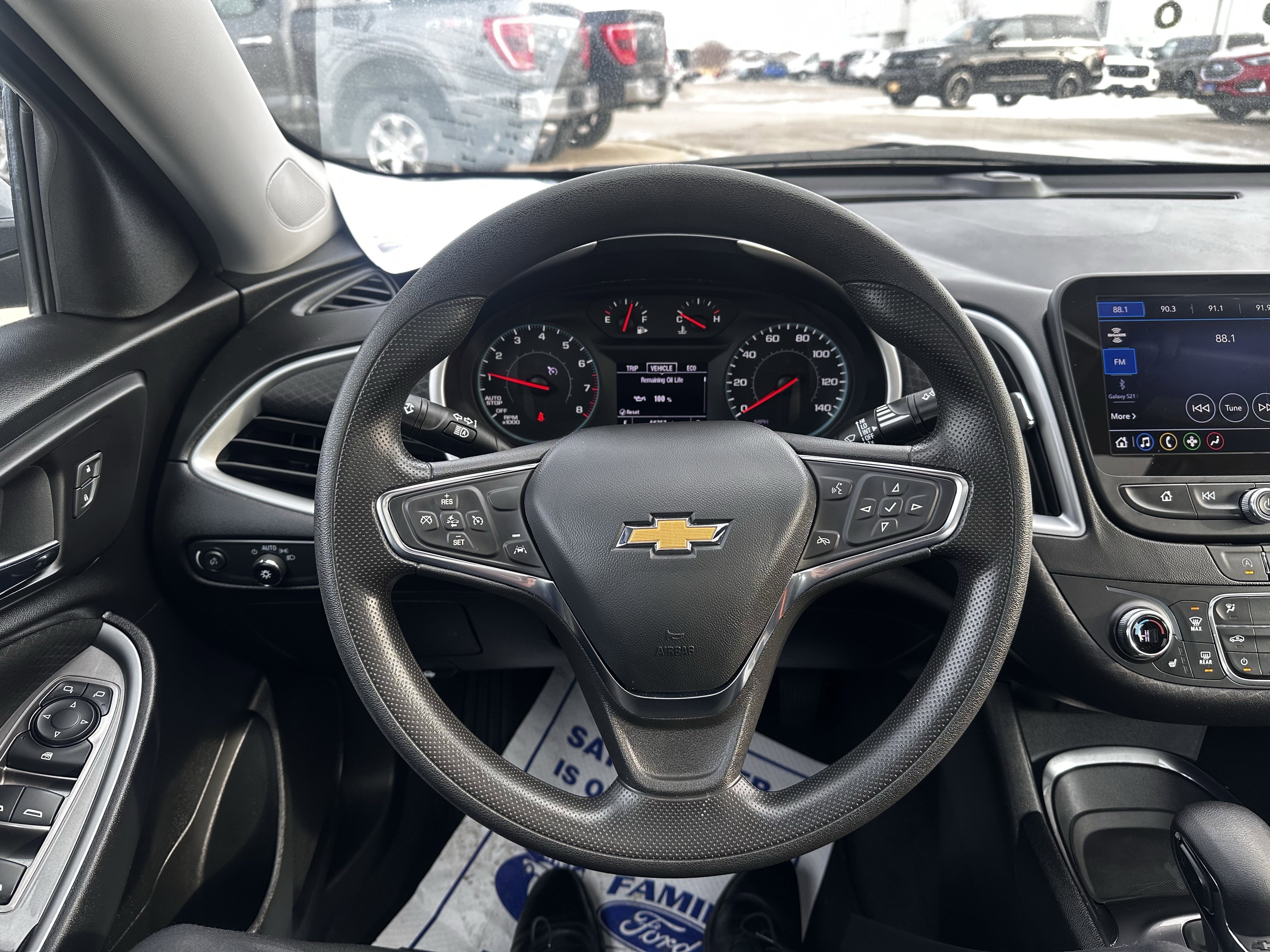 Used 2024 Chevrolet Malibu LT image 9