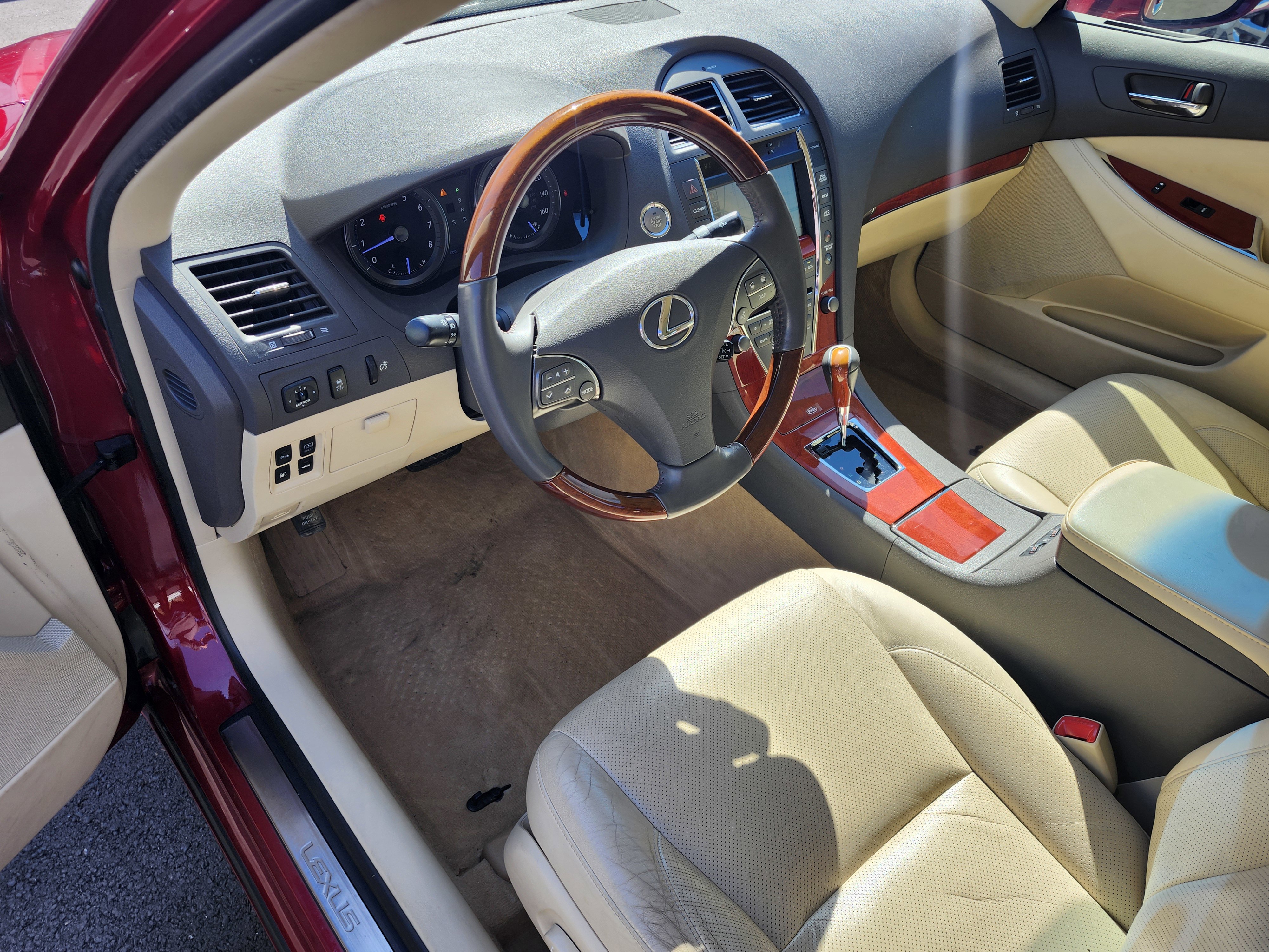 Used 2012 Lexus ES 350 image 4