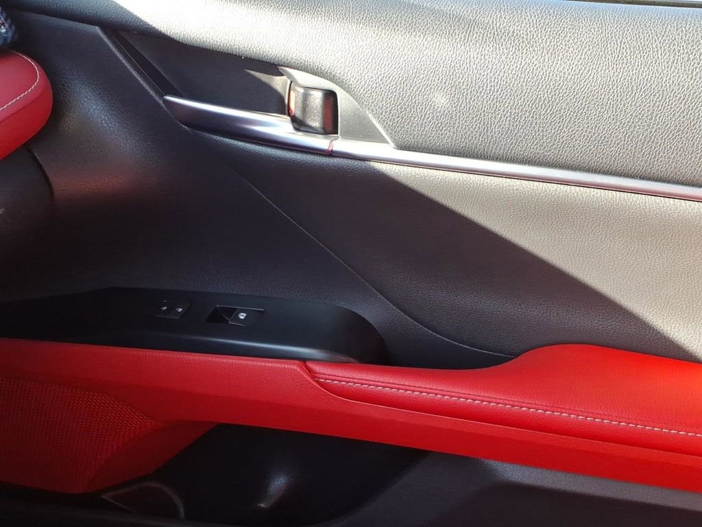 Certified 2019 Toyota Camry XSE image 21