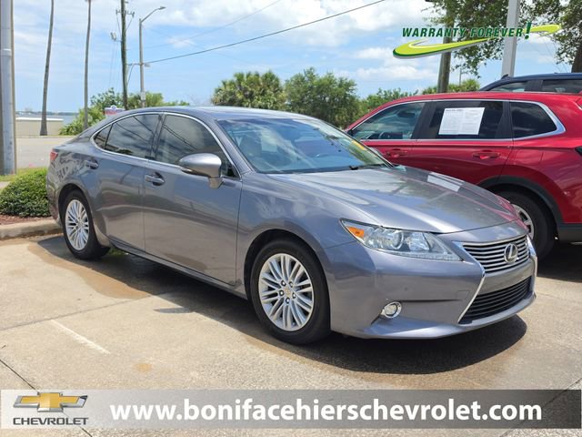 Used 2015 Lexus ES 350 w/ Luxury Package FWD image 1