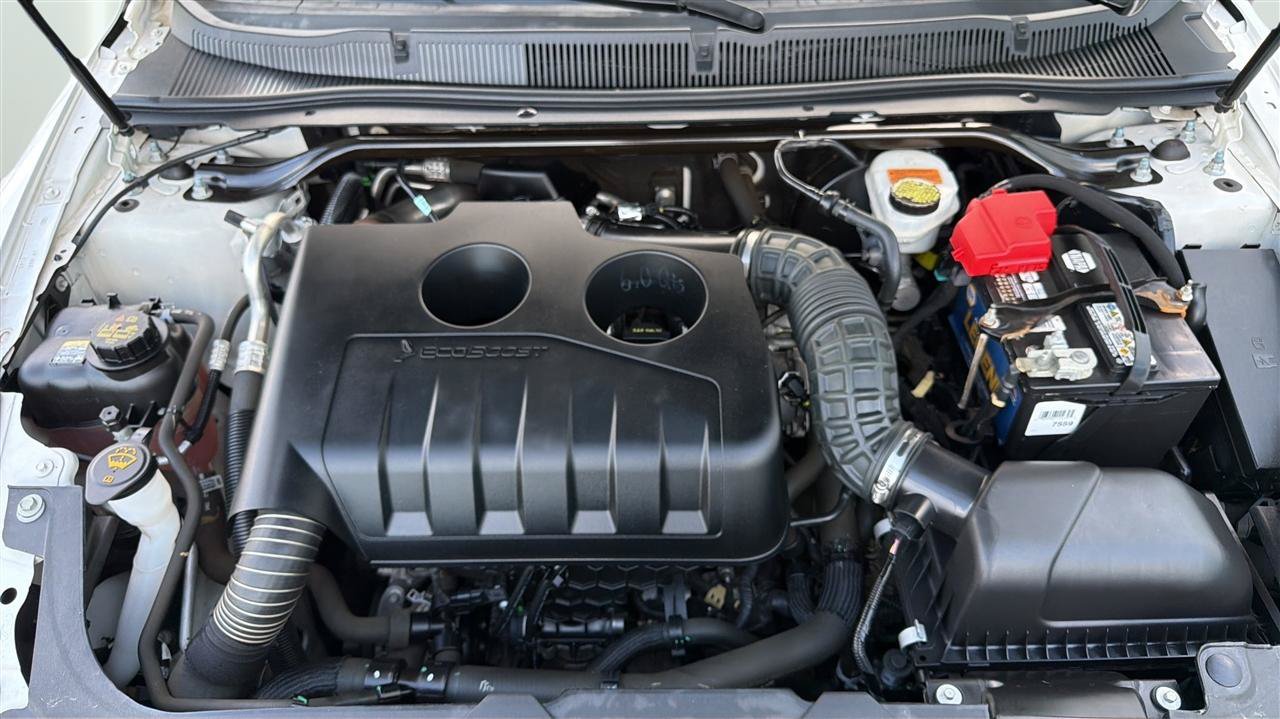 Used 2016 Ford Taurus SE FWD image 28