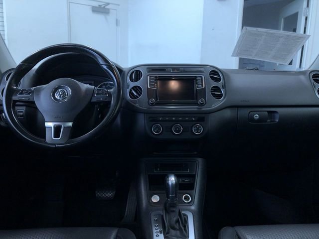 Used 2017 Volkswagen Tiguan Wolfsburg Edition AWD/4WD image 17