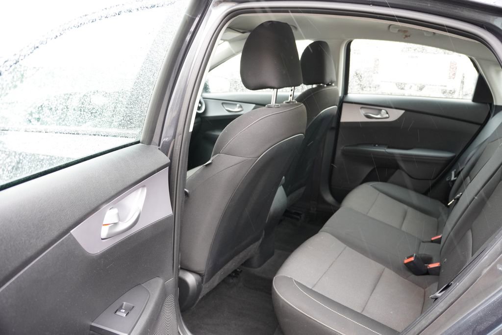 Certified 2024 Kia Forte LXS w/ LXS Technology Package FWD image 16