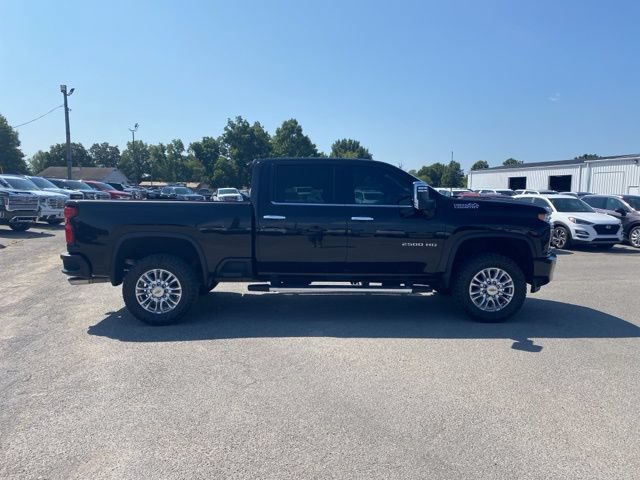 Used 2023 Chevrolet Silverado 2500 High Country w/ Safety Package II AWD/4WD image 7