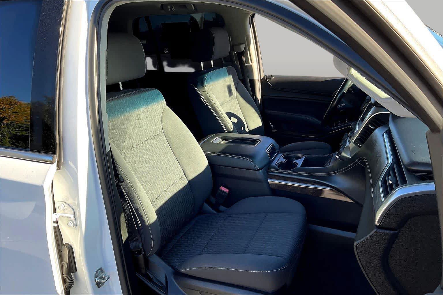 Used 2019 Chevrolet Tahoe LS RWD image 9