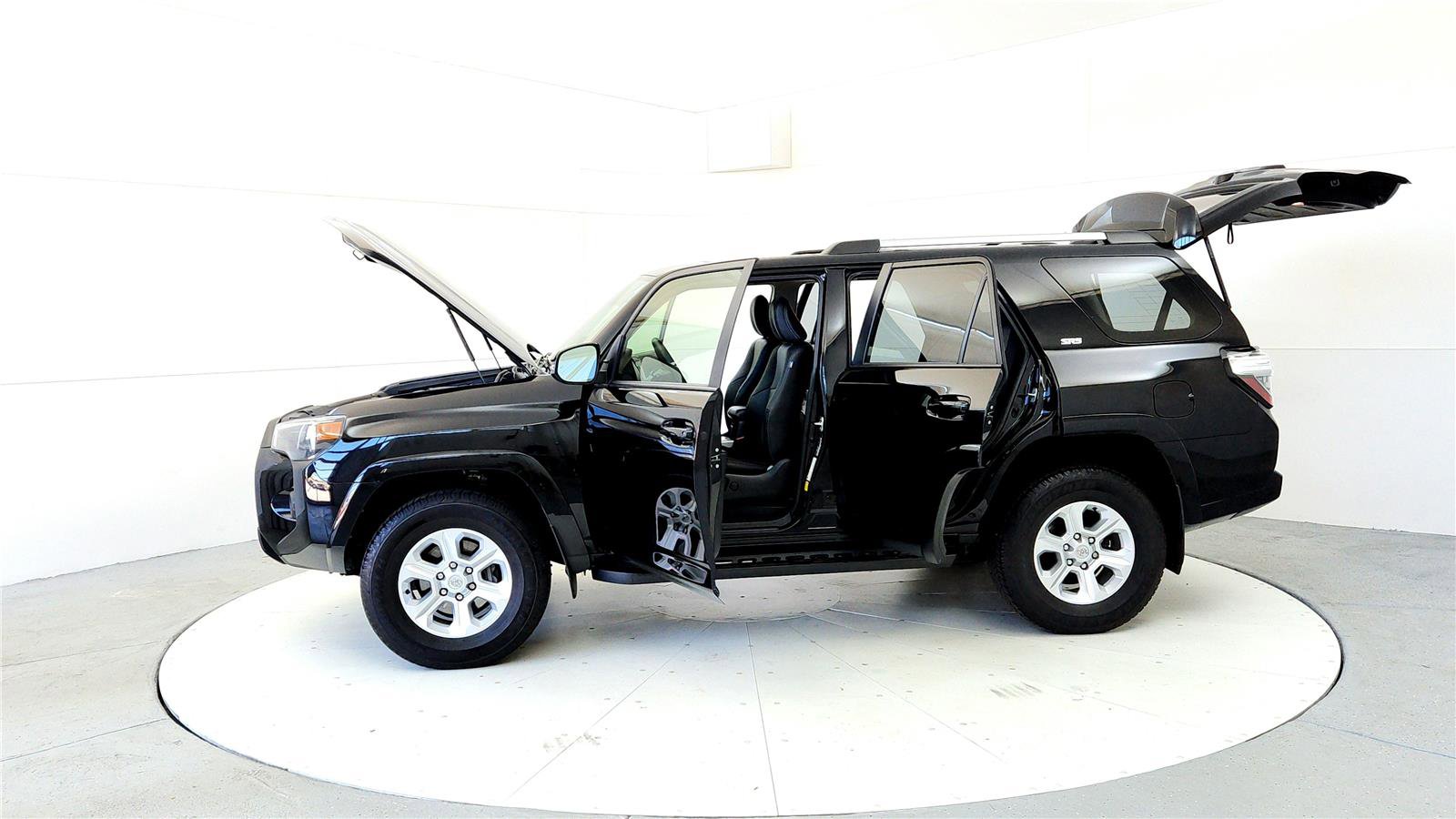 Certified 2023 Toyota 4Runner SR5 Premium w/ Moonroof Package AWD/4WD image 10