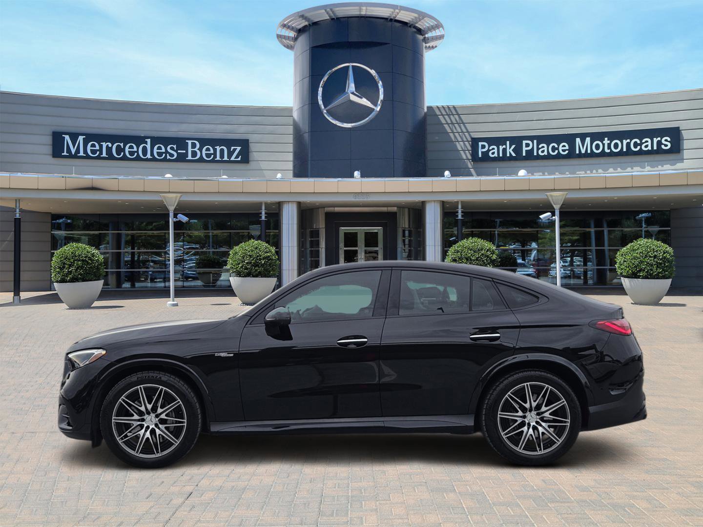 Certified 2024 Mercedes-Benz GLC 43 AMG 4MATIC Coupe image 3