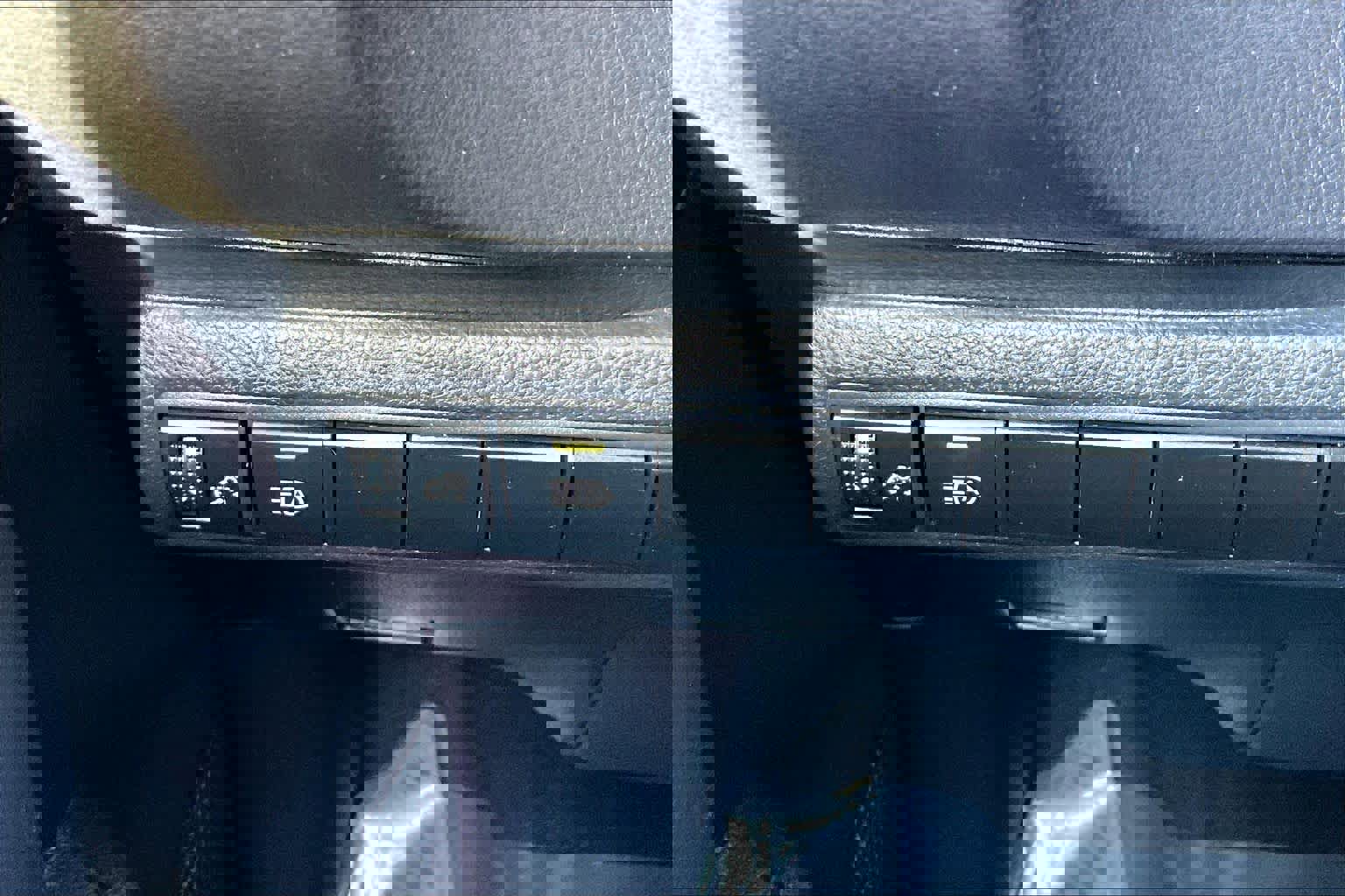 Certified 2024 Toyota Corolla LE image 34