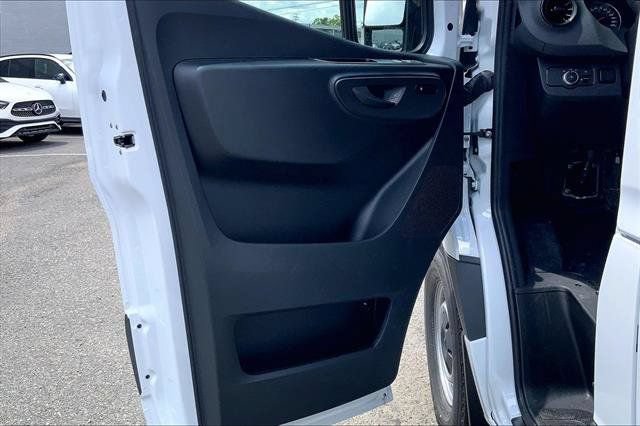 New 2026 Mercedes-Benz Sprinter 2500 image 27