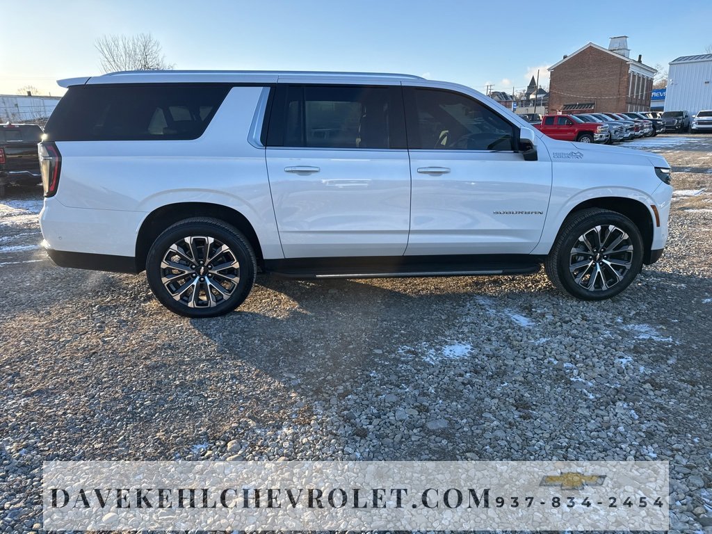 Certified 2025 Chevrolet Suburban High Country image 7