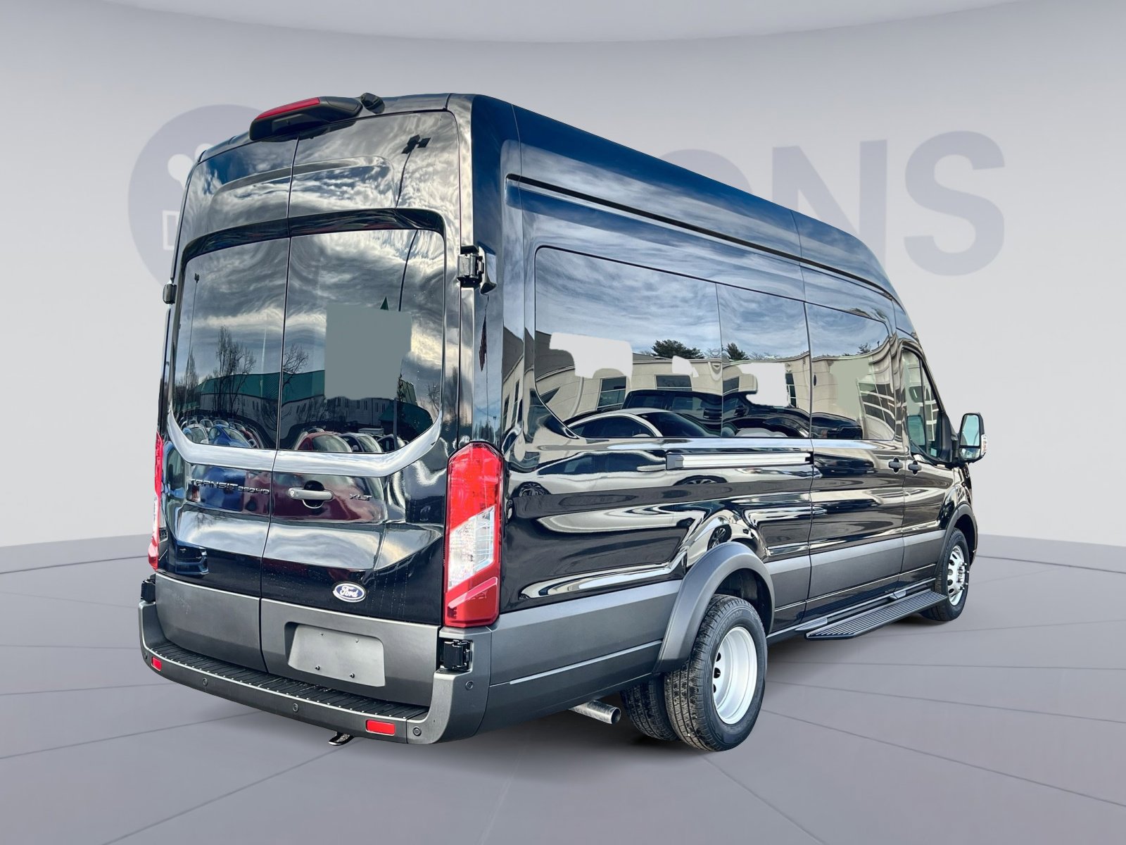 New 2026 Ford Transit 350 XLT image 7
