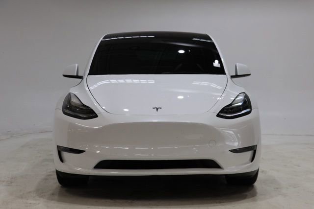Used 2022 Tesla Model Y Long Range image 2