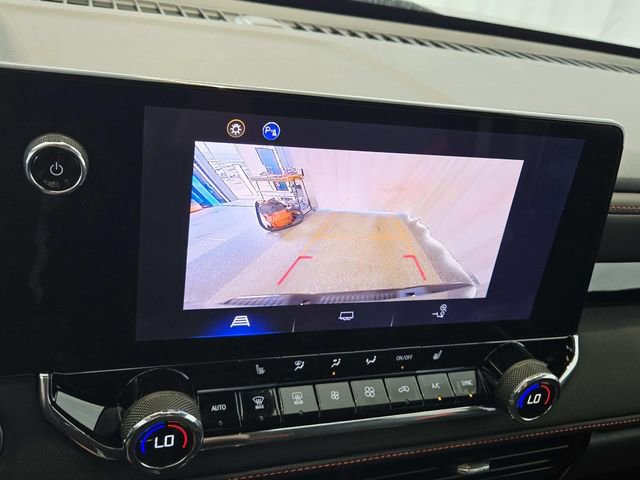 Used 2024 Chevrolet Colorado Z71 w/ Z71 Convenience Package 2 image 23