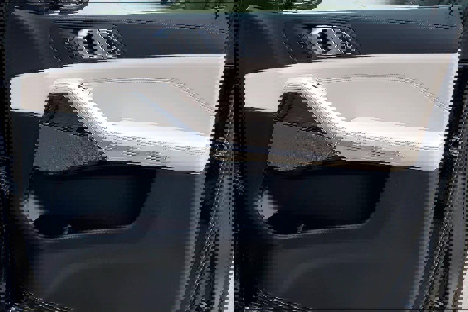 Used 2021 BMW X5 sDrive40i w/ Premium Package image 22