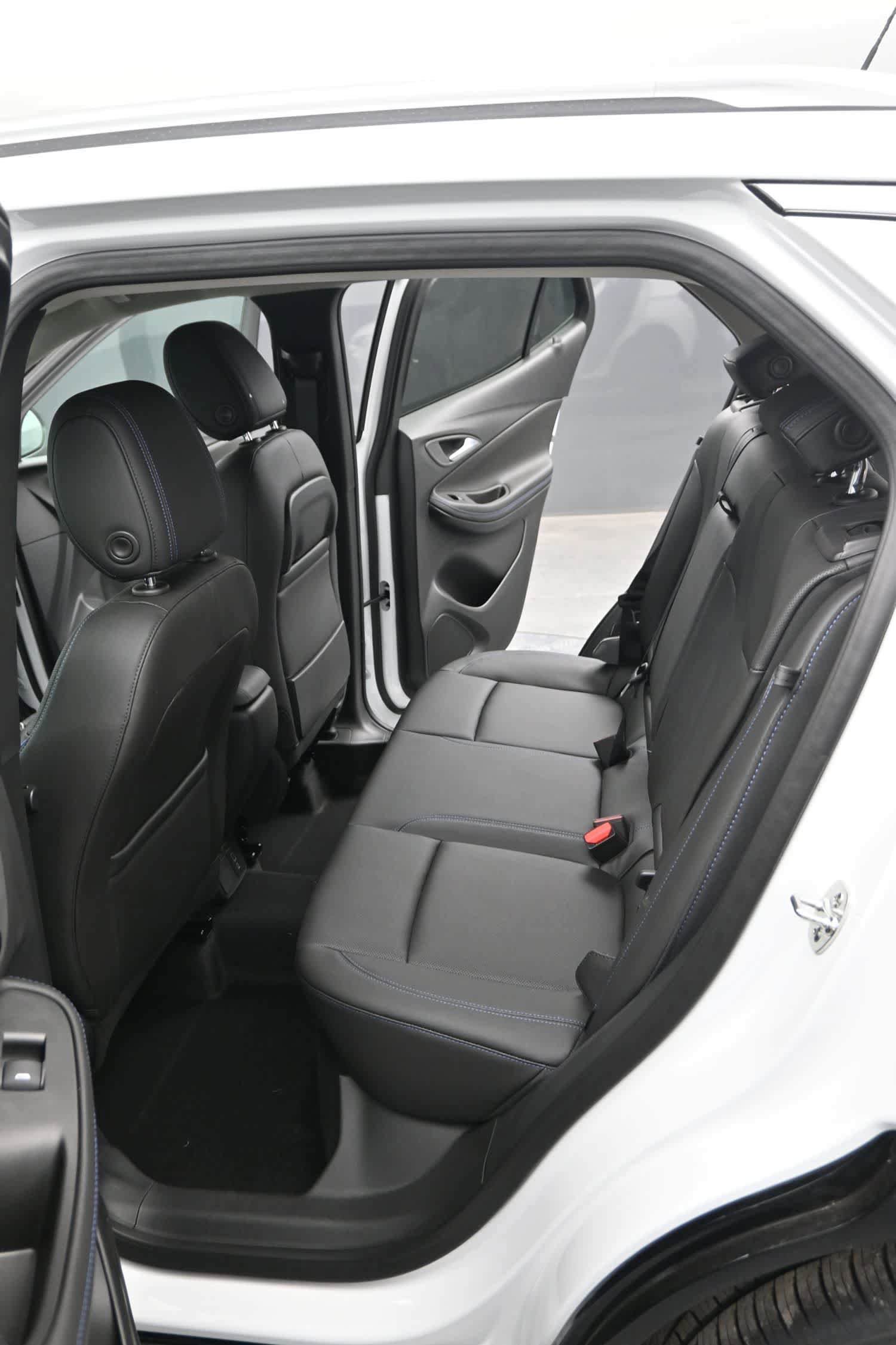 New 2026 Buick Encore GX Sport Touring w/ Advanced Technology Package AWD/4WD image 15