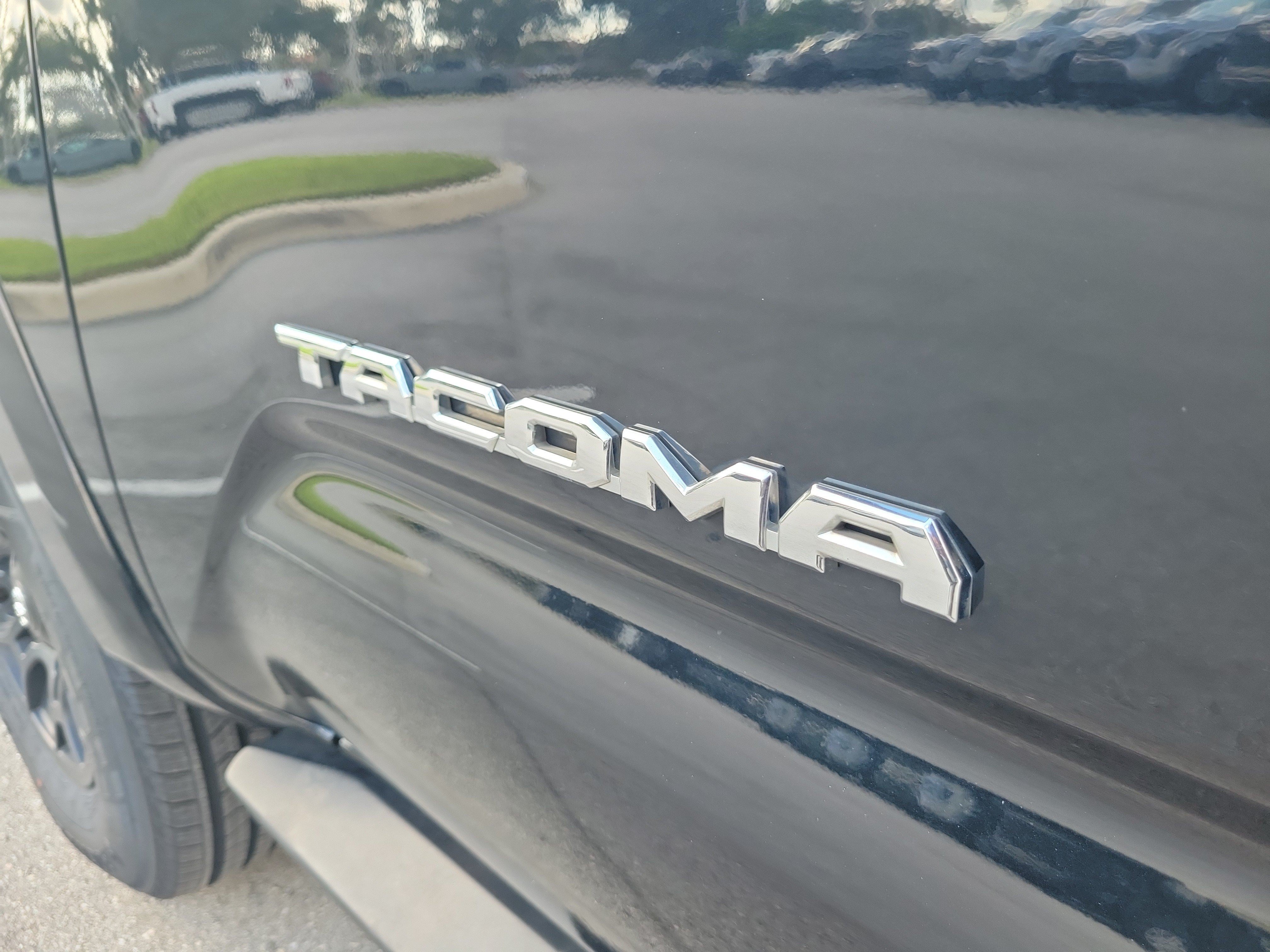 Certified 2022 Toyota Tacoma SR5 w/ Technology Package RWD image 11