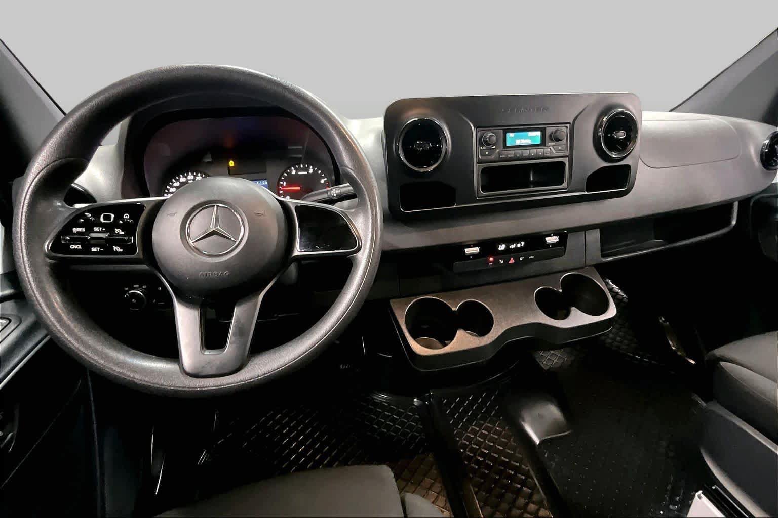 Used 2019 Mercedes-Benz Sprinter 144 image 5