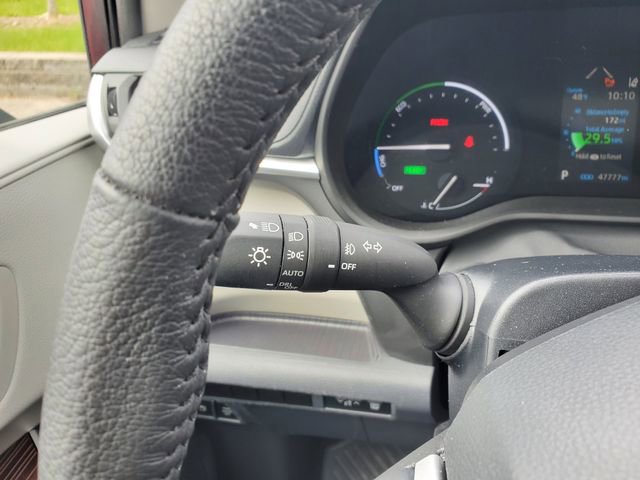 Used 2023 Toyota Sienna XLE FWD image 22