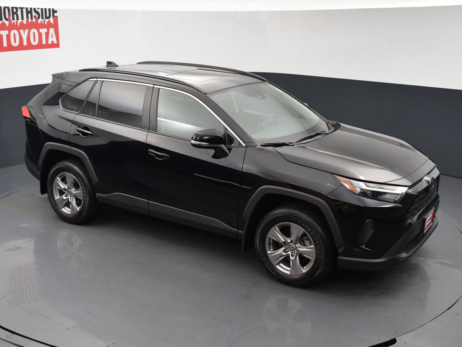 Used 2023 Toyota RAV4 XLE w/ Convenience Package AWD/4WD image 23