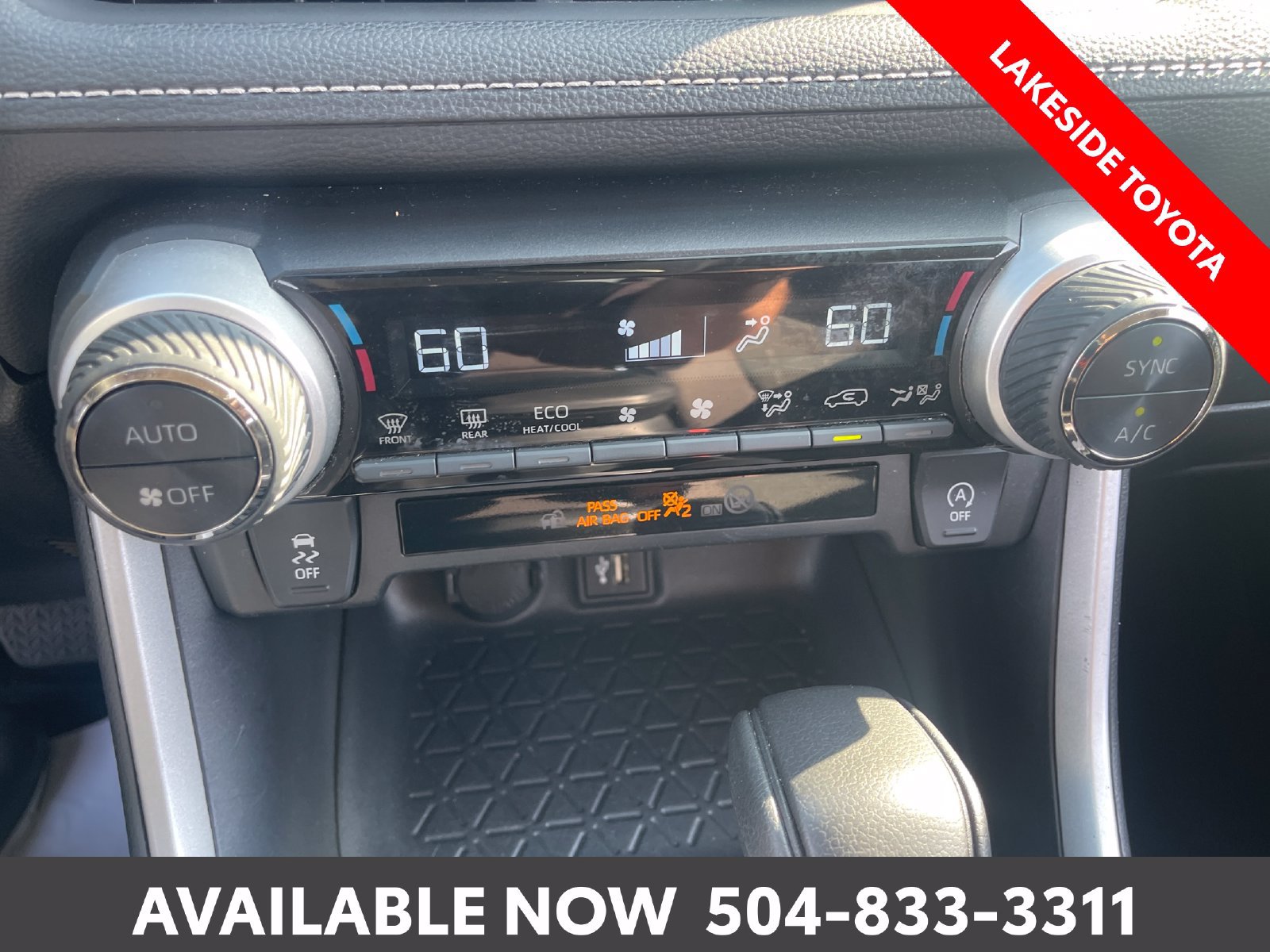 Used 2024 Toyota RAV4 XLE FWD image 31