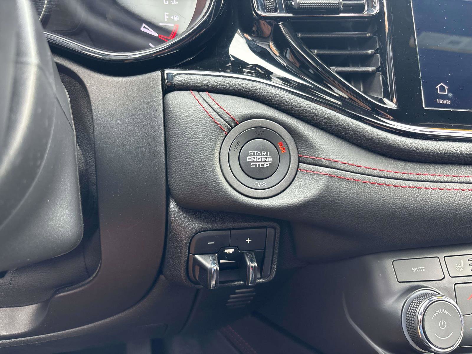 Used 2024 Dodge Durango GT image 26