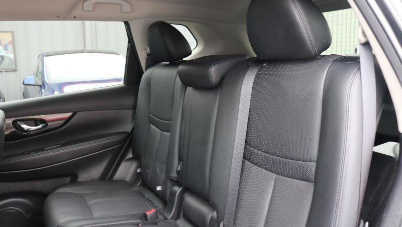 Used 2020 Nissan Rogue SL image 17